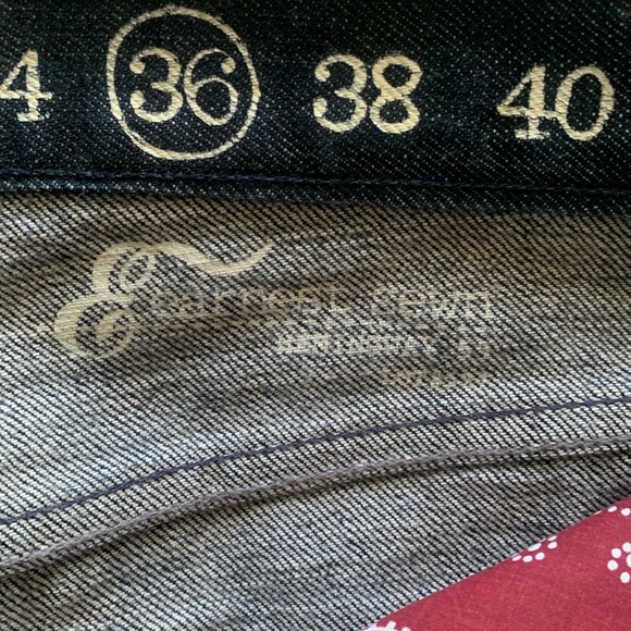 Earnest sewn jeans. Great condition.  Like new. No tears no stains - Picture 3 of 6